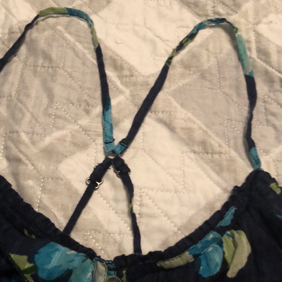 Pretty summer top - Picture 4 of 7